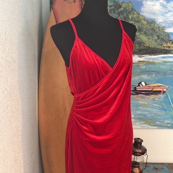 ♥️Shein Curve,1X Plus, Wrap Hem Glitter Cami Dress, Excellent Condition, FIRE!!! - Picture 2 of 15